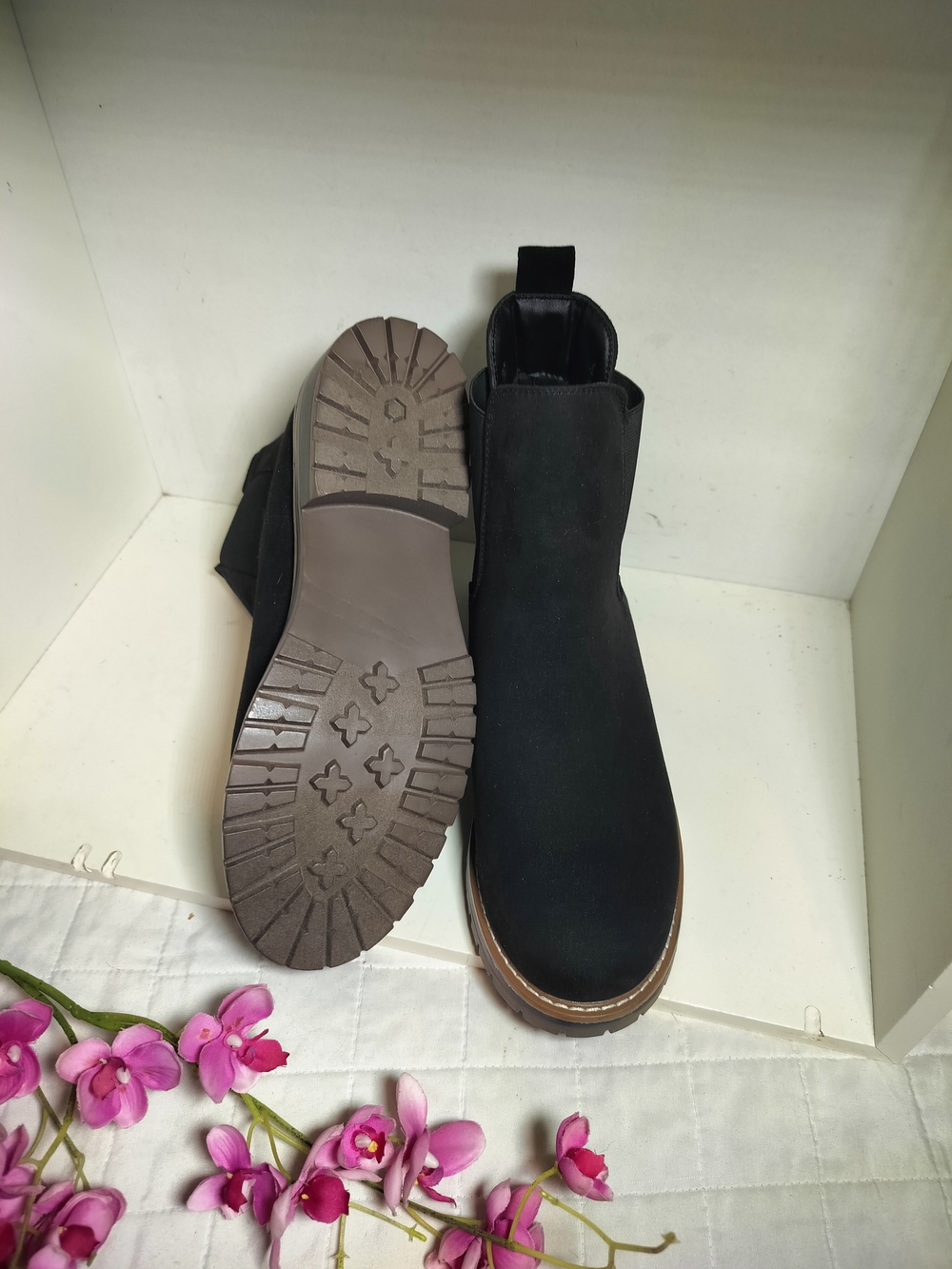 Kensie Black Suede Chelsea Lug Booties - Picture 2 of 7